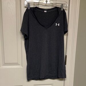 Under Armour Women's Charcoal V-Neck Tee